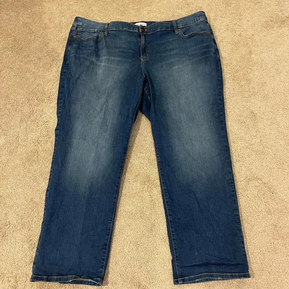 Lane Bryant Signature Fit Mid Rise Straight Leg Jeans